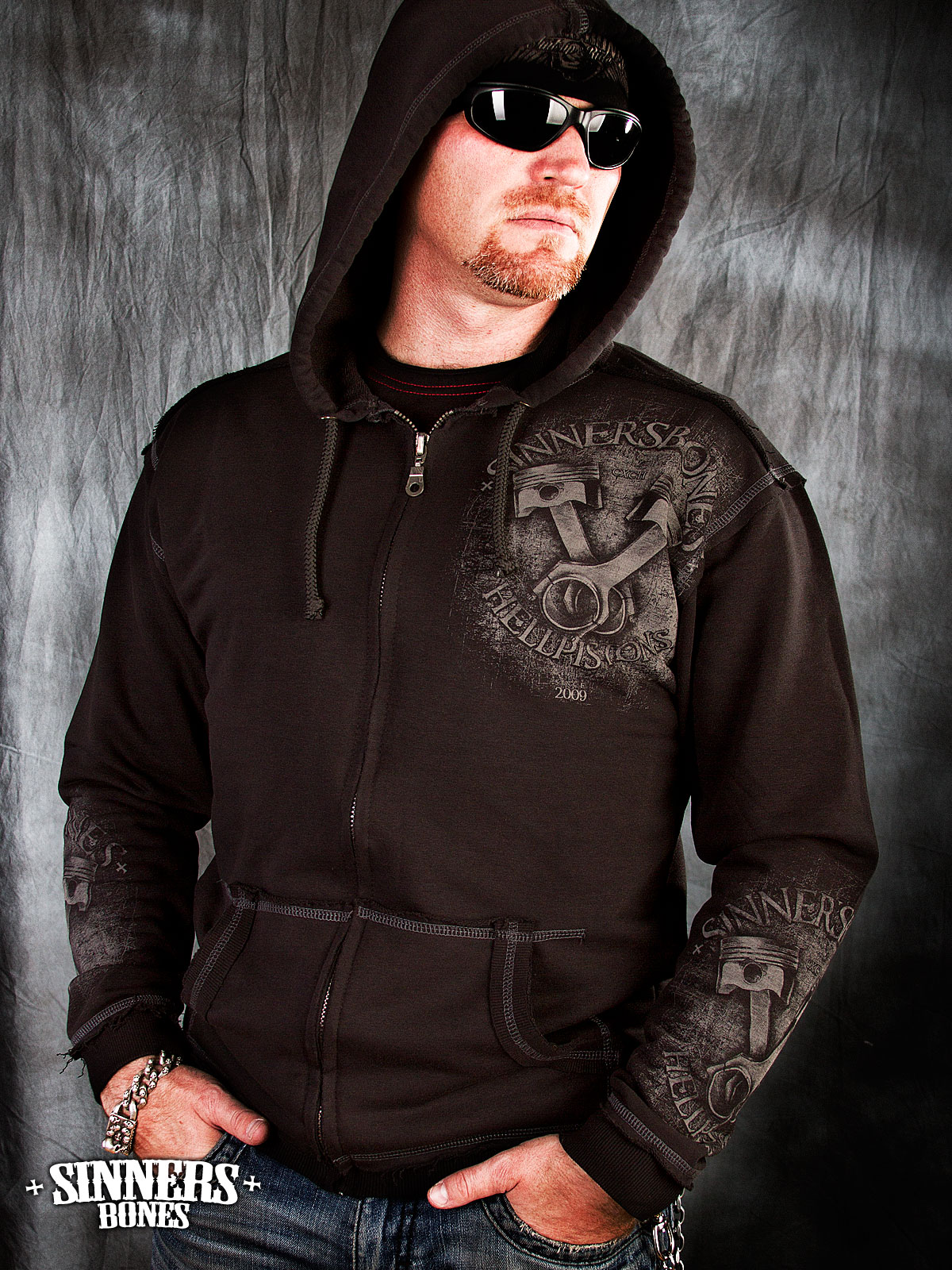 Man's Hoodie "HELLPISTONS"