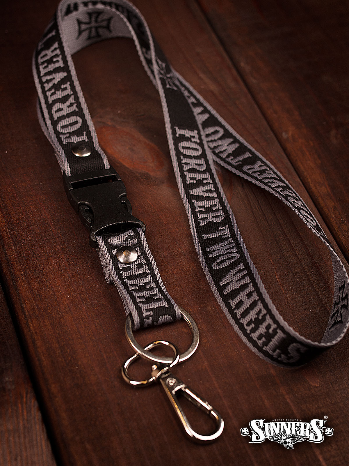 Necklace for keys