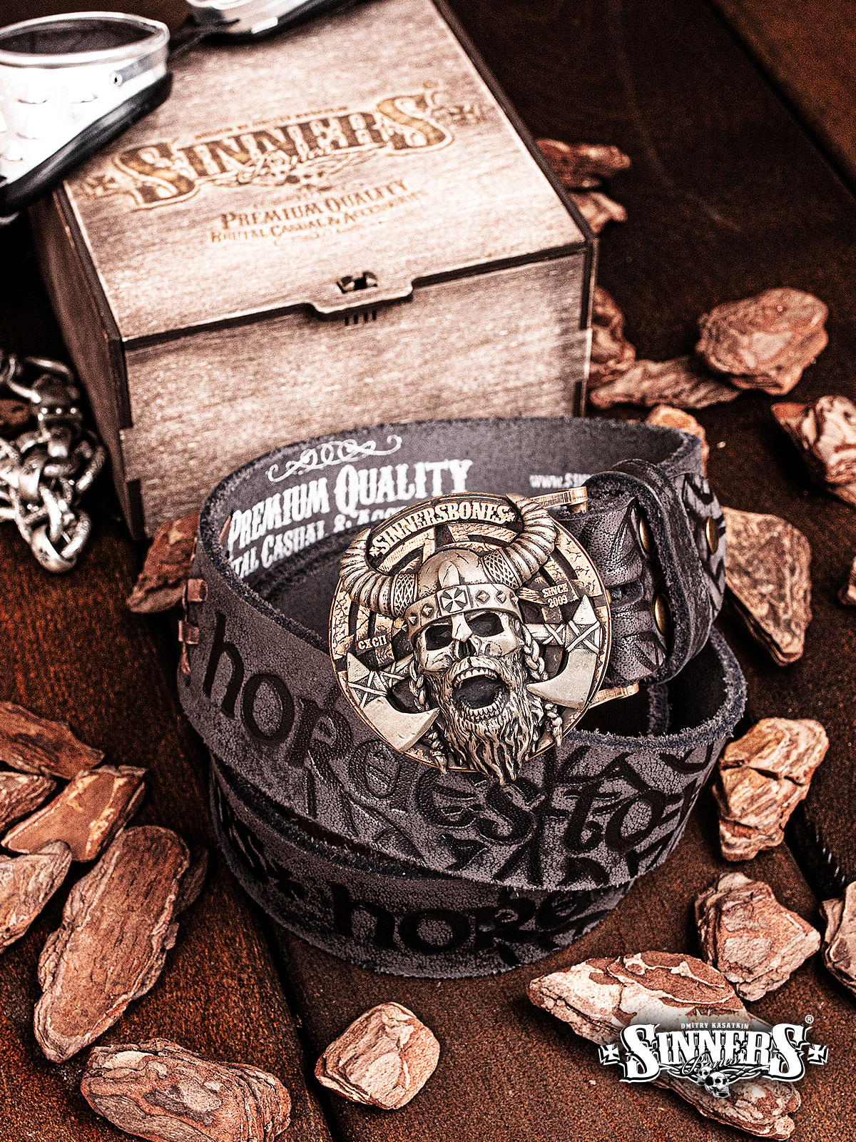 Leather belt with buckle
